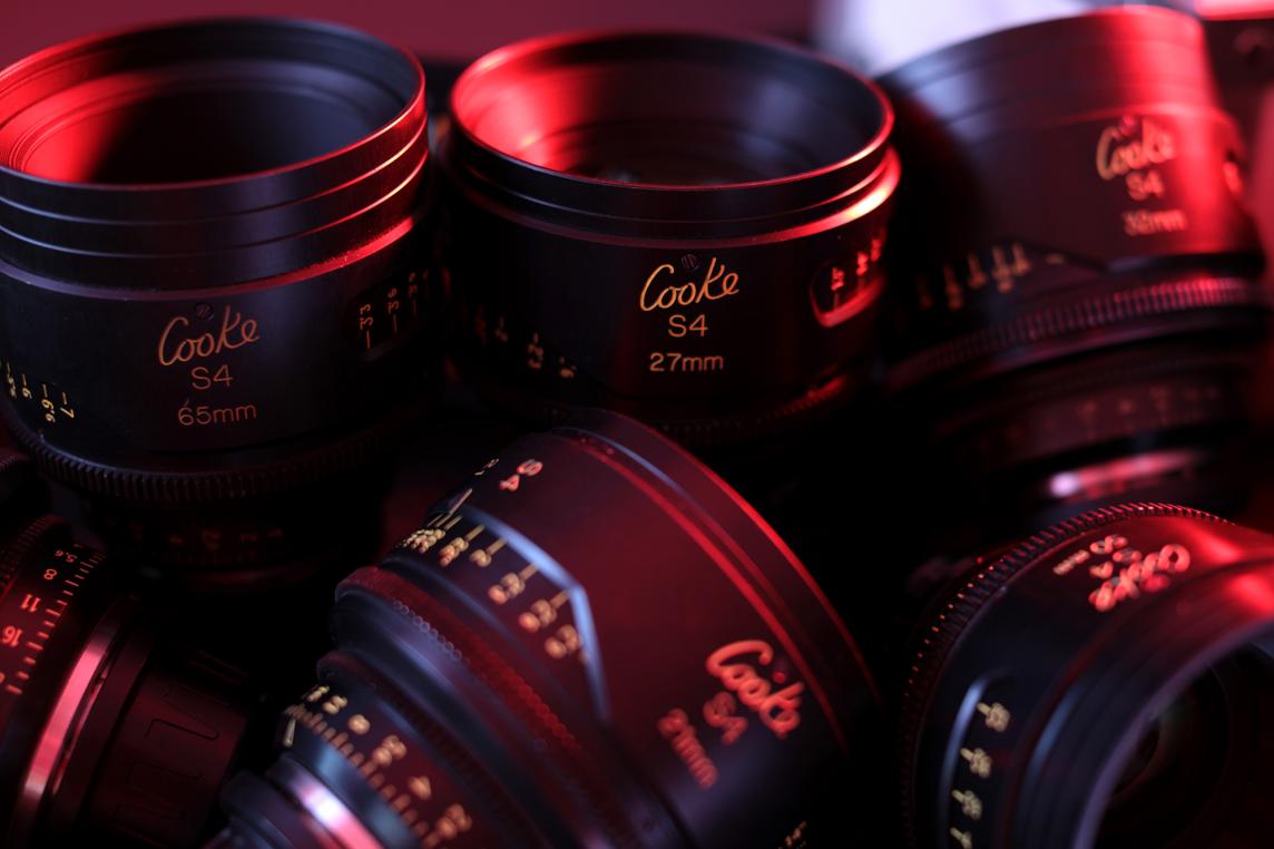 Cooke S4 red