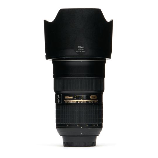 Nikon 24-70mm f/2.8G ED AF-S Nikkor Lens